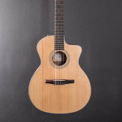 Used Taylor 214ce | Reverb