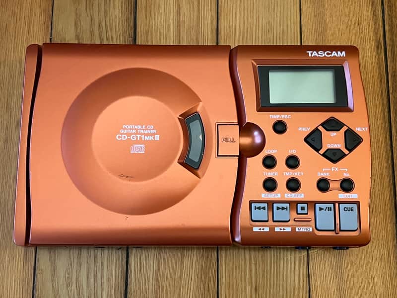 TASCAM CD-GT1 MKII Portable CD Guitar Trainer 2000s