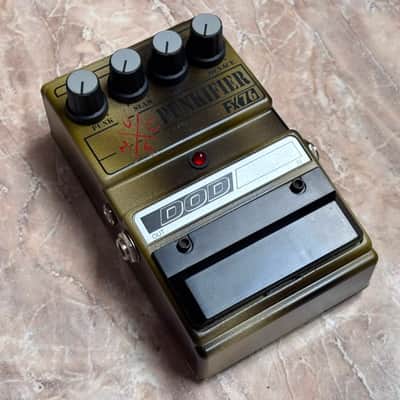 DOD Punkifier FX76 [NOS - New Old Stock, Complete with Box, Manual, Stickers etc] 1995 - 1997 Yellow & Black Matte Airbrush Finish image 10