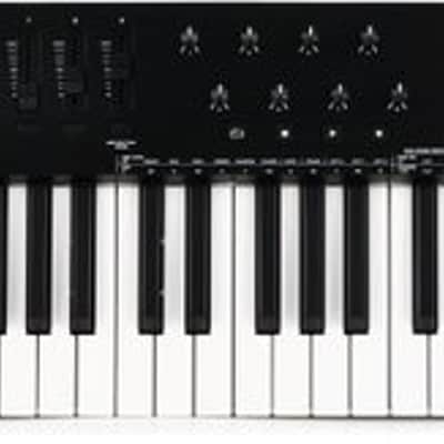 M-Audio Oxygen 61 MKV 61-key Keyboard Controller (Oxygen61MKVd2) image 2