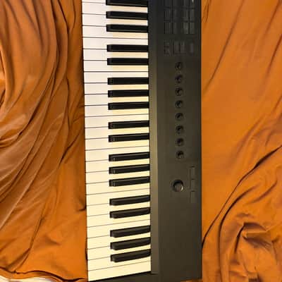Native Instruments Komplete Kontrol A49 | Reverb