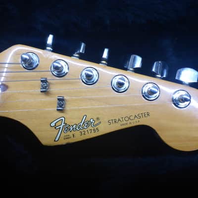 Fender " Dan Smith " 2 Knob SSS Stratocaster w/Case 1983 - Tobacco Burst image 9