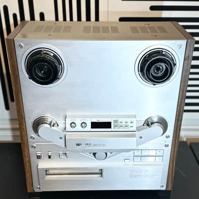 Akai GX-747 2-Channel 4-Track Tape Recorder 1981 - 1985 - Silver image 3