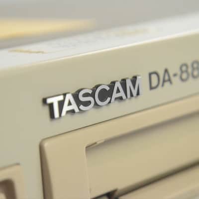 Tascam DA-88 Version 4 DA88 8-Track Digital Recorder w/ Cables #33850 image 14