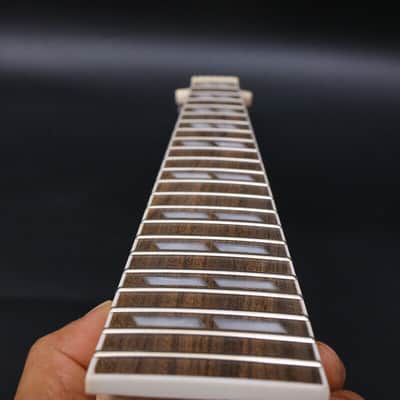 New Maple Guitar Neck 22fret 24.75inch Rosewood Fretboard image 4