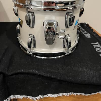 Ludwig Legacy Maple 7.5x10 Tom in Gorgeous Silver Silk! New Condition! image 2