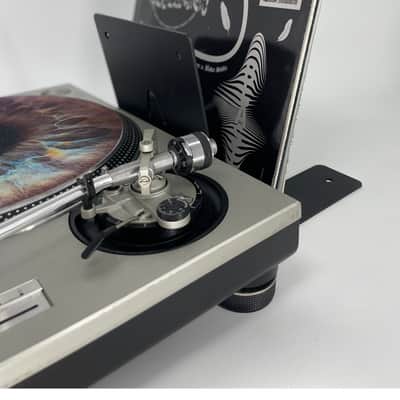 Apache Record Stand image 6