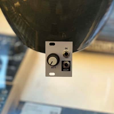 Intellijel 1U Passive Utility Bundle (2 x Att 1U & Stereo Out JACKS 1U) image 3