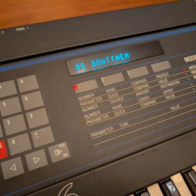 Oberheim Matrix 6 Analog Synthesizer image 4