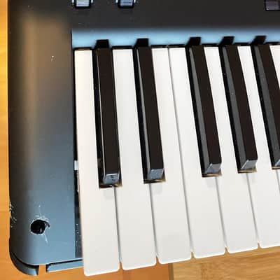 Korg Kross 2-61 Music Workstation – Fully Functional, Excellent Condition, Modified Casing image 3