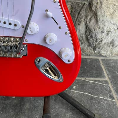 Vision Stratocaster ST5 Electric Guitar Starter Kit - Red - NEW image 5