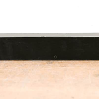 Furman M-8x2 8-Outlet Power Conditioner CG013ZZ image 3