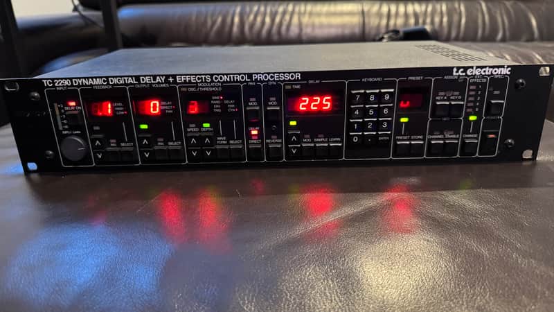 TC Electronic TC 2290 Dynamic Digital Delay image 1
