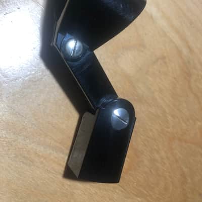 SA16/SA20 stand adapter for AKG D202 or D200 microphone image 1