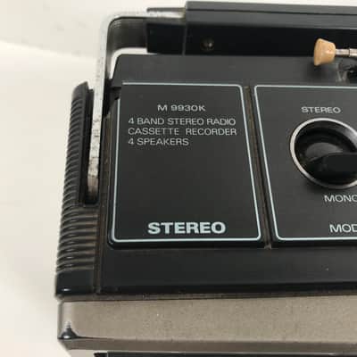 Sanyo M9930K Portable Radio Cassette Player, Boombox, Ghettoblaster, 80's image 3