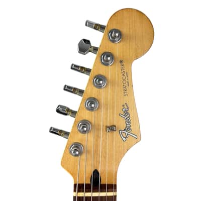 Fender Japan Standard Stratocaster 1994-1995 - Sunburst - Vintage image 9
