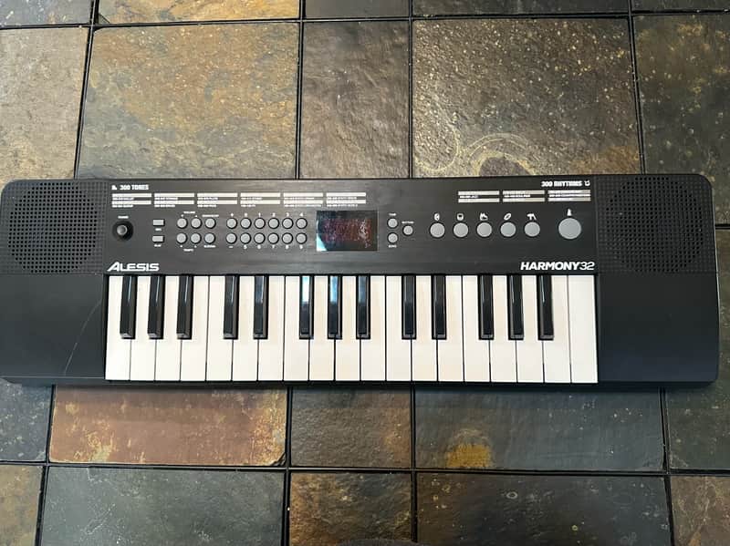 Alesis Harmony 32 Portable Keyboard 2016 - Present - Black image 1