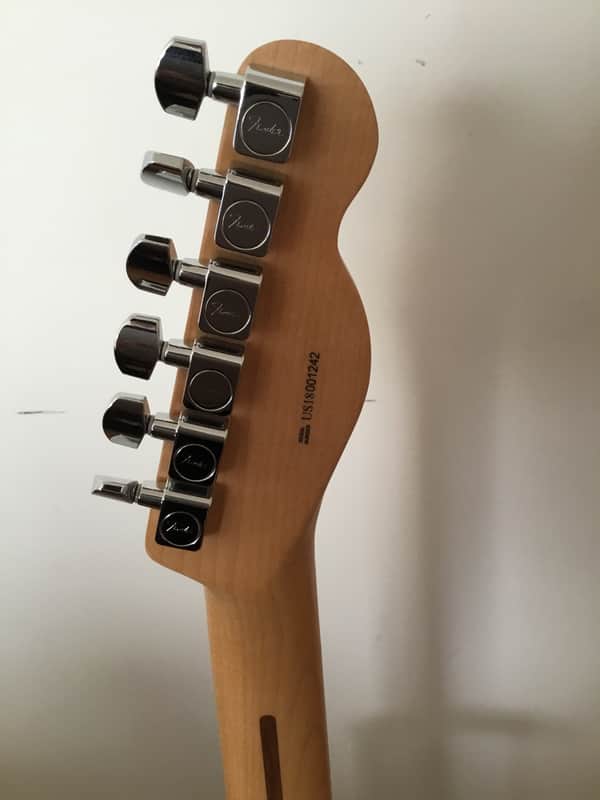 Fender American Professional Telecaster with Maple Fretboard Left-Handed 2017 - 2019 - Butterscotch Blonde