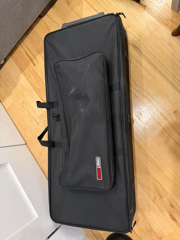 Gator GK-61-GK Semi-Rigid Lightweight 61-Key Keyboard Case 2010s - Black image 1