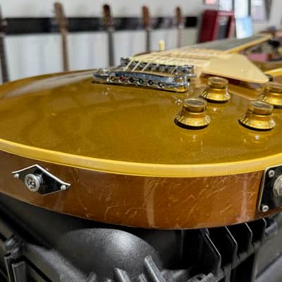 Gibson Les Paul Std. 1969 -stunning early '69 Gold Top featherweight example w/special features. image 13