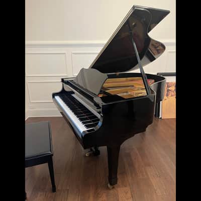 Yamaha G2 Grand Piano 5'7" – Excellent Condition image 3