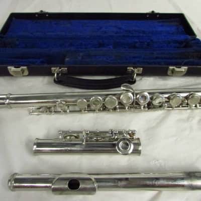 Yamaha YFL-225N Flute with case. Japan. Very good condition. Nickel plated. image 1