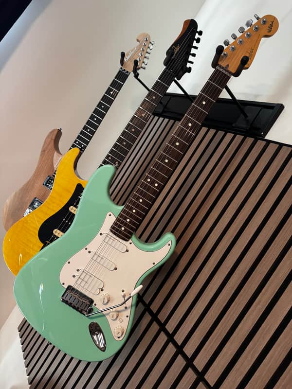Fender Jeff Beck Artist Series Stratocaster with Lace Sensor Pickups