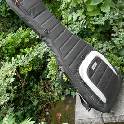 Mono M80-EB-BLK M80 Single Electric Bass Hybrid Gig Bag 2010s - Jet Black image 4