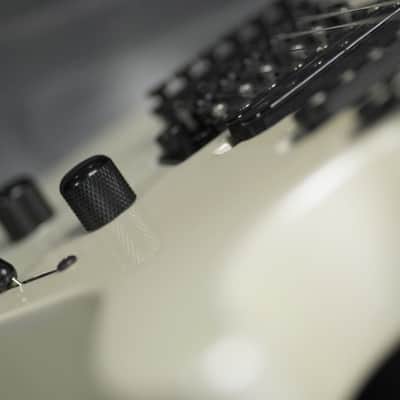 Jackson American Series Soloist SL3 - Platinum Pearl image 11