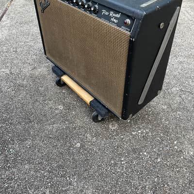 Fender Pro Reverb 2-Channel 40-Watt 2x12" Guitar Combo 1965 - 1967 - Black Panel image 4