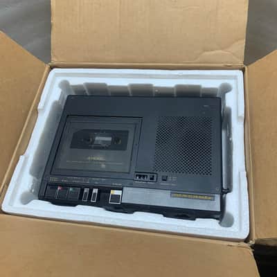 MARANTZ PMD221 PORTABLE MONO CASSETTE RECORDER- MAKE OFFER! image 22