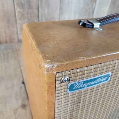 Magnatone Varsity Deluxe Model 108 1967 - Brown image 5