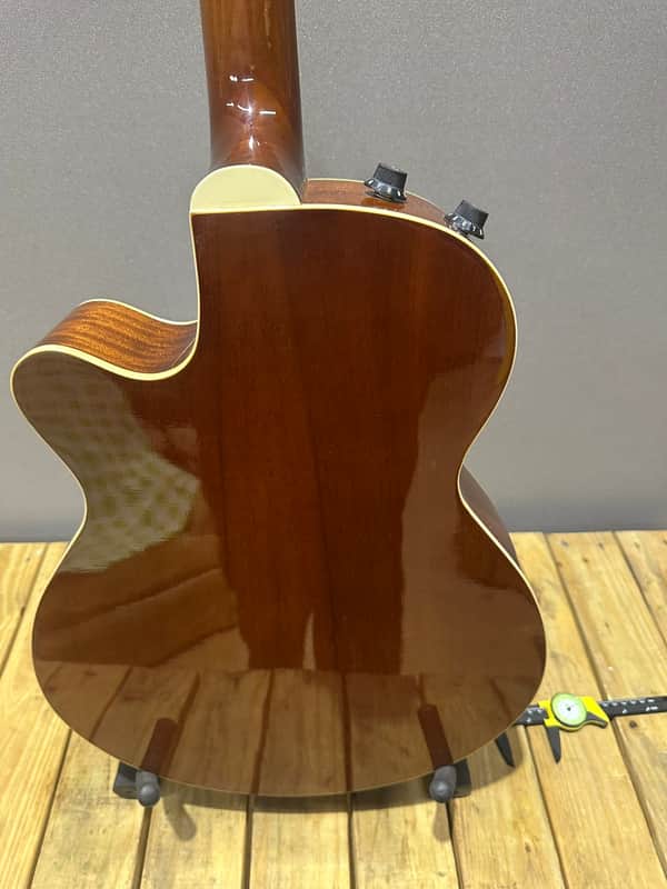 Skylark acoustic Guitar Natural | Reverb