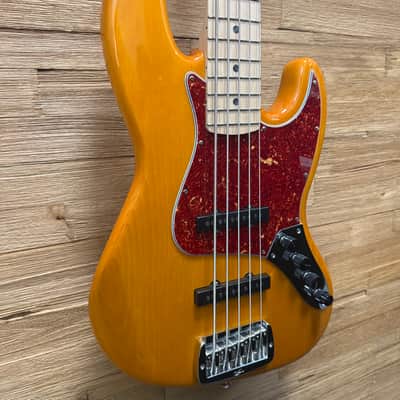 G&L JB-5 USA 5- string Jazz Bass -2022 - Honey Amber- Pine body -w/Sadowsky Preamp + OHSC image 4