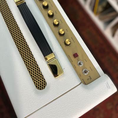 Marshall SV20C ‘Target 62’ 1×10 20w Combo White Levant - White image 6