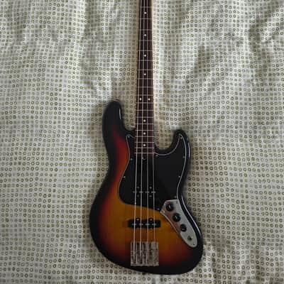 Fender Highway One Jazz Bass 2003 - 2011 - 3-Color Sunburst image 1