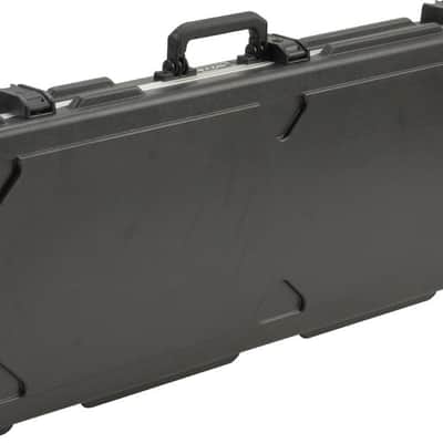 SKB Cases Molded Hardshell Case with Plush Foam Interior, TSA Latch, and Over-Molded Handle for Fender Jaguar or Fender Jazzmaster Guitar image 2