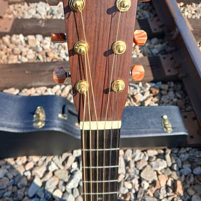 Martin D-16 Adirondack 2010 w/LR Baggs Element~Tortoise Bridge Pins~Upgrades~Very Nice image 11
