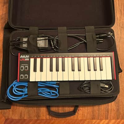 Akai MPC Live II with Case, MIDI controller, and Decksaver image 3