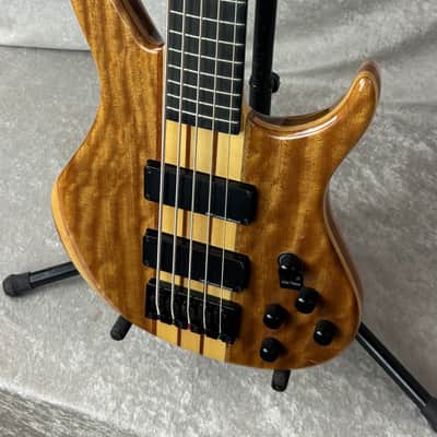 Harley Benton BZ-5000 Deluxe 5 String bass guitar with bag image 5