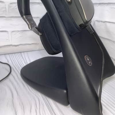 Meze Headphone Couch Headphone Stand image 8