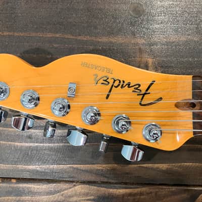 Fender American Ultra Telecaster 2023 - Arctic Pearl image 9