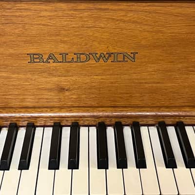 Baldwin M 1964 - Walnut image 15