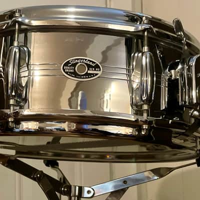 Immagine Slingerland No. 130 Gene Krupa Sound King 5x14" 8-Lug Chrome Over Brass Snare Drum with Zoomatic Strainer 1963 - 1977 - Chrome - 3