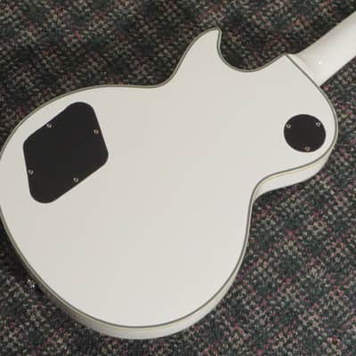 Dillion Les Paul Custom-Style White! w/hardshell case image 4
