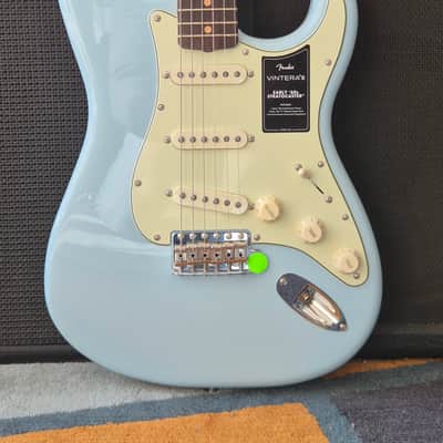 Fender Vintera III Early '60s Stratocaster 2026 - Sonic Blue image 4