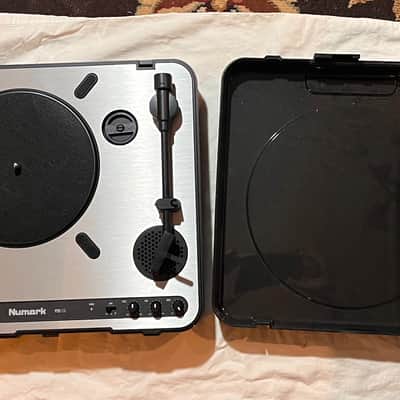 Numark PT-01USB Portable Turntable 2010s - Black image 3