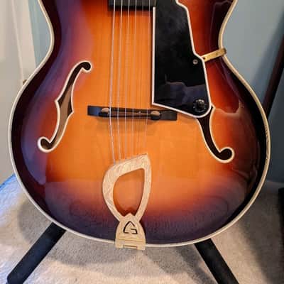 Stunning 2000 Guild/Benedetto Artist Award Signature Model Antique Burst Mint! YouTube video below Recently had a professional setup. image 1