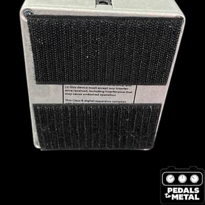 Electro-Harmonix Stereo Electric Mistress Flanger / Chorus 2007 - Present - Black / Pink - X18859 image 6