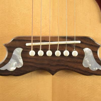 Gibson Dove Original Antique Natural image 3